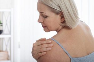 Crise d’arthrose : combien de temps dure-t-elle
