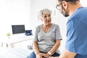 Arthrose consulter un rhumatologue